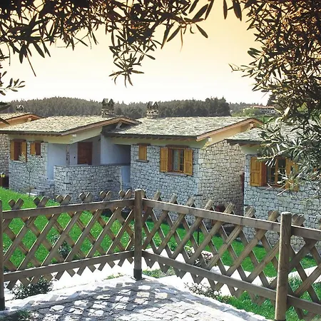 Dreaming Trees Maisonette Villa